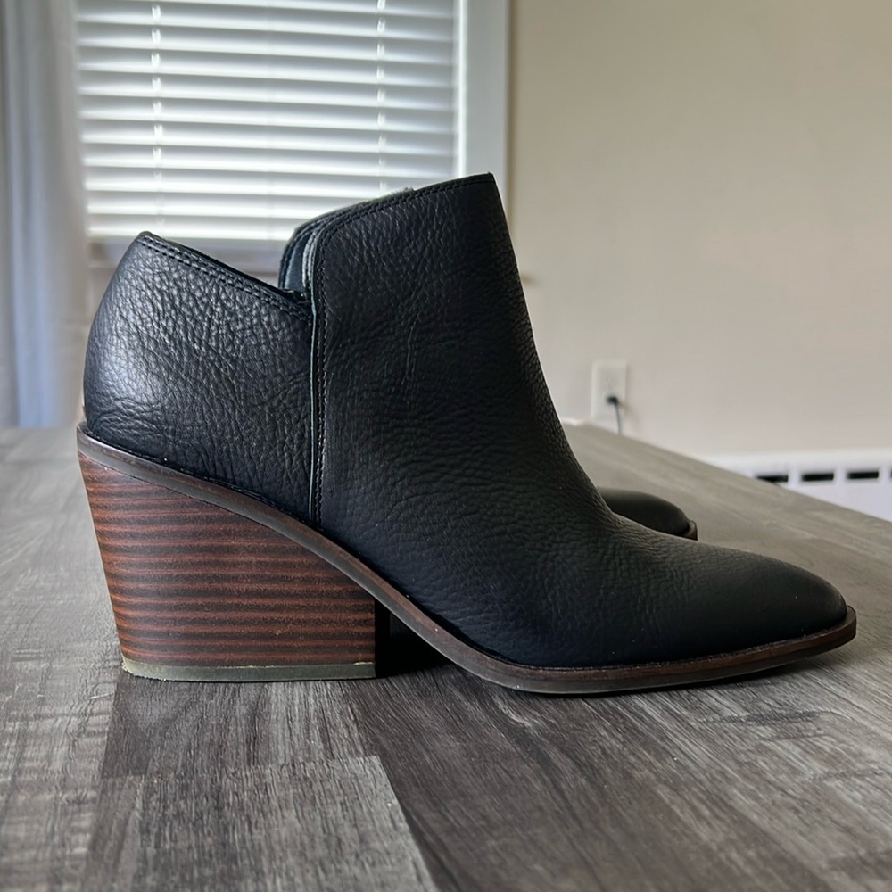 Like New - Black Lucky Brand Saucie Leather Booties